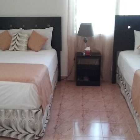 Room In Cancun Stadium 외부 사진