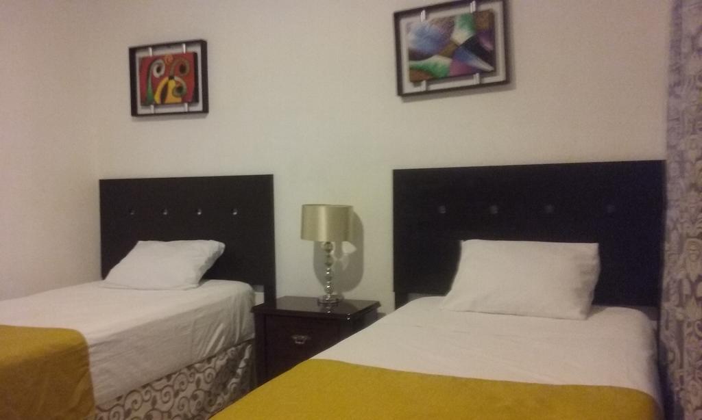 Room In Cancun Stadium 외부 사진